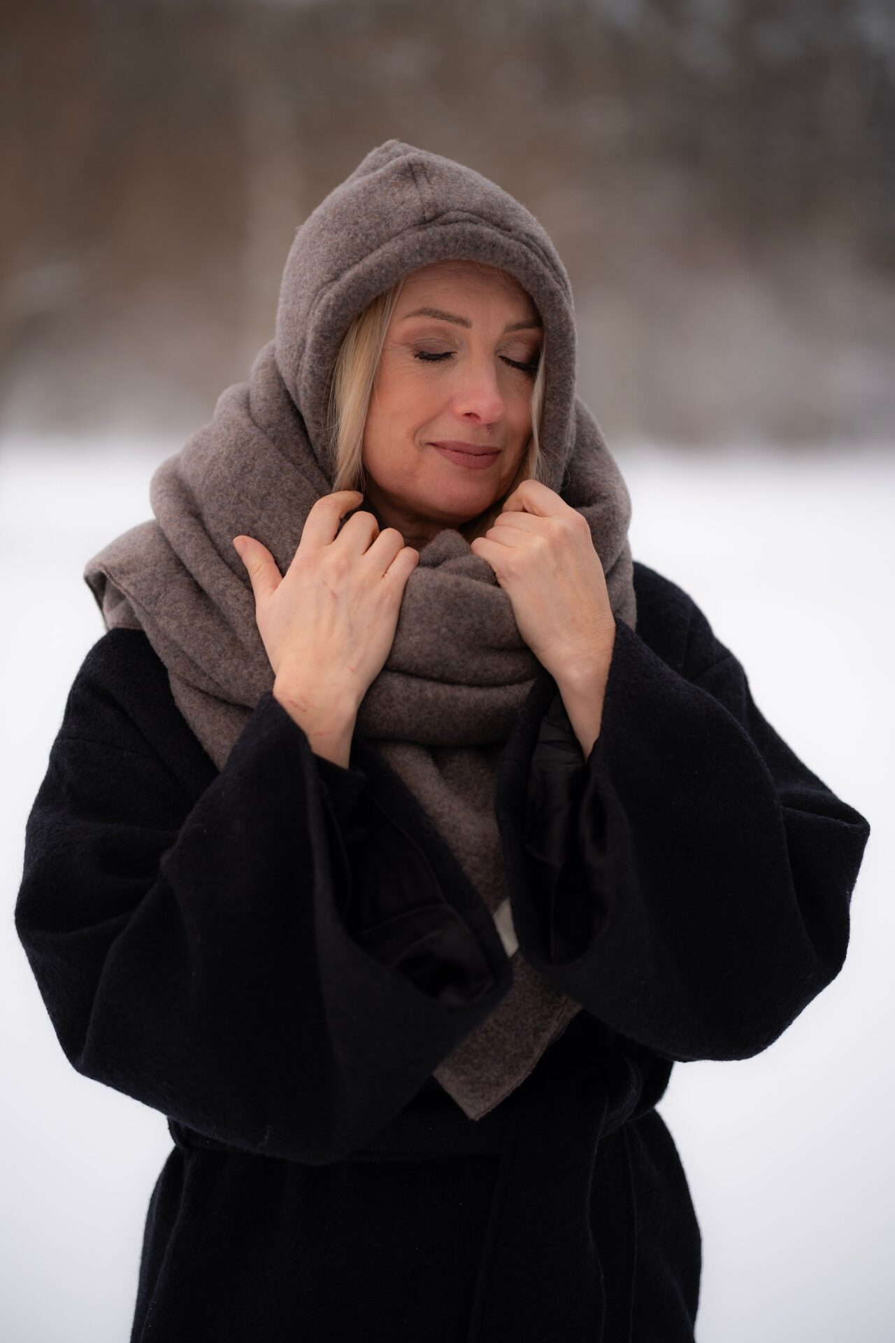 Villamantel, soe mantel, talvemantel, villane mantel, haruu, eestidisain