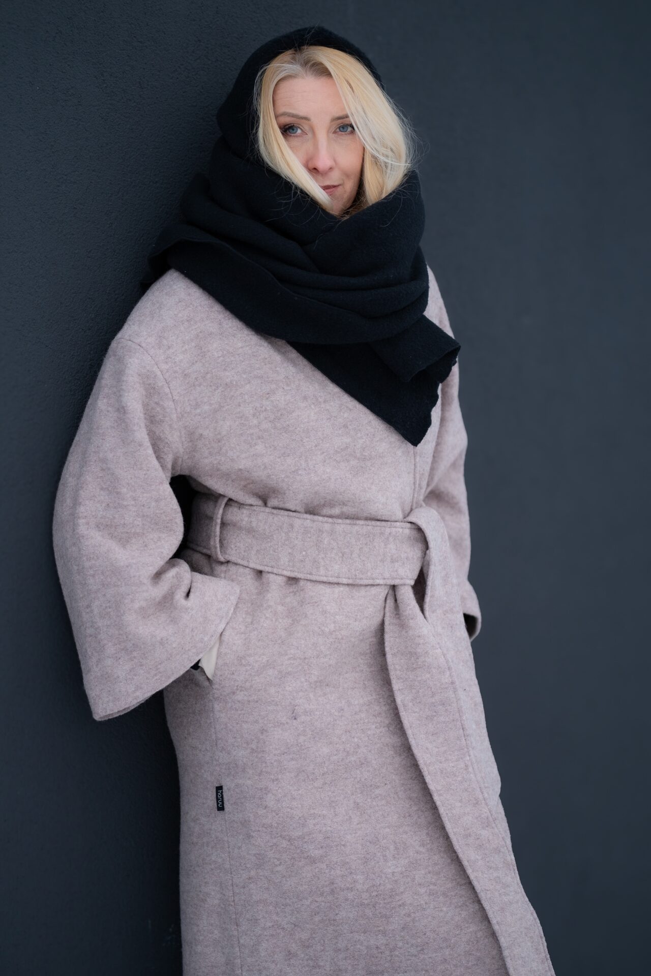 Villamantel, soe mantel, talvemantel, villane mantel, haruu, eestidisain