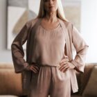 Kimono, kimono jakk, kimono pluus, viskoosist kimono, mugavad riided, meriinotooted, eesti disain, Kristiine Lään-Vantsi